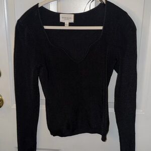 Chic Black V-Neck Sweater by Pinque